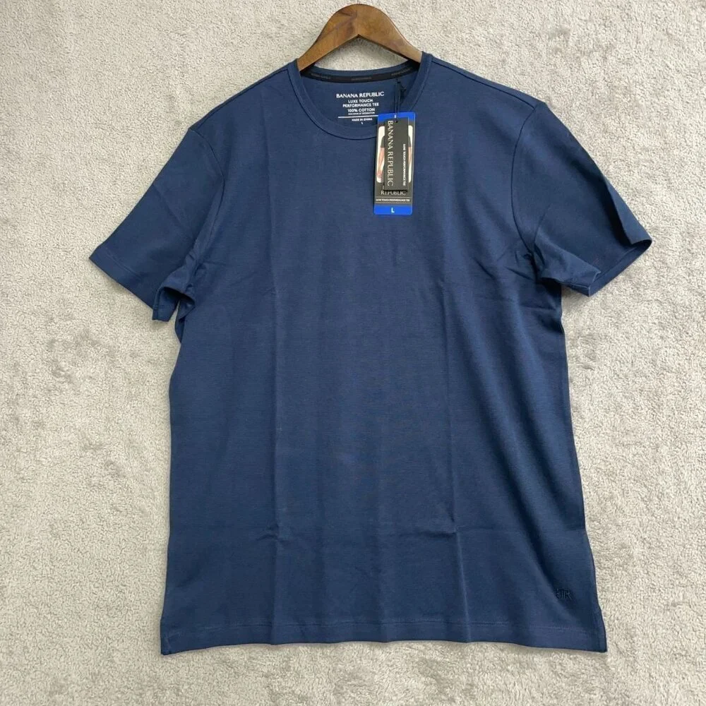 NEW Banana Republic Men's L Luxe Touch Performance T Shirt Short sleeve Blue